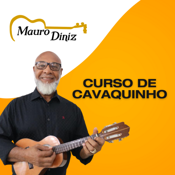 Mauro Diniz tocando cavaquinho